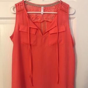 Light blouse/Tank top